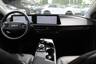 Kia EV6 Kia EV6 Plus AWD 77.4 kWh / SoH 100% / Trekhaak / Camera / Keyless / ACC / Leder / Navigatie / 19'' / Stoelventilatie / Dodehoek / DAB / Warmtepomp / Premium audio - afbeelding nr 3