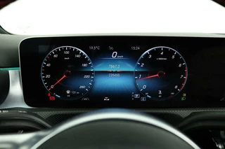 Mercedes-Benz A-Klasse Mercedes Aklasse 200 Widescreen AMG Leder Pano Velgen 163pk - afbeelding nr 45
