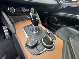 Alfa Romeo Stelvio Alfa Romeo Stelvio 2.0 T Q4 Luxery, 320pk, 20 inch, top!! - afbeelding nr 13