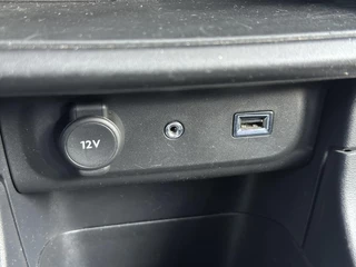 Citroën C3 Citroen C3 1.2 PureTech S&S Shine 2e Eigenaar,Apple Carplay,Cruise,Clima,Trekhaak,Camera,Dealer Onderhouden,N.A.P,110pk,APK tot 03-2026 - afbeelding nr 23