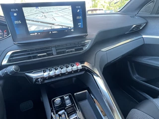 Peugeot 3008 Peugeot 3008 1.2 130 pk Automaat Allure Pack Navigatie Camera Carplay ACC DAB Stoelverwarming Keyless Led 18 Inch Velgen Zwart Dak Parkeersensoren Getint Glas - afbeelding nr 13