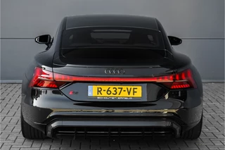 Audi e-tron GT Audi e-tron GT RS 93 kWh B&O Laser Carbon Nachtzicht 22