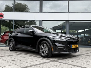 Ford Mustang Mach-E Ford Mustang Mach-E 75kWh | Trekhaak | Bang & Olufssen | 360 Camera | Panorama | - afbeelding nr 2