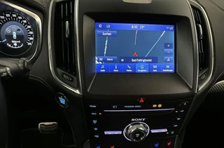 Ford S-Max Ford S-Max 2.5 FHEV 7p Vignale 190pk | Full LED | Sony Navigatie | 7 persoons | Winterpack | Trekhaak | Massage Stoelen | Adaptieve Cruise Controle | - afbeelding nr 10