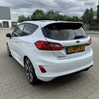 Ford Fiesta Ford Fiesta 1.0 ST-Line | Panoramadak | Camera | Sport - afbeelding nr 3