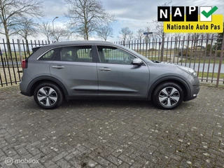 Kia Niro Kia Niro 1.6 GDi Hybrid|Carplay|Camera|Rijklaar - afbeelding nr 2