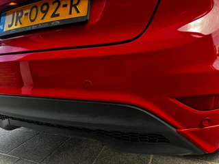 Ford Fiesta Ford Fiesta 1.0 EcoBoost Red Edition 140PK CLIMA 17 INCH PDC NAP APK 6-2026 - afbeelding nr 19