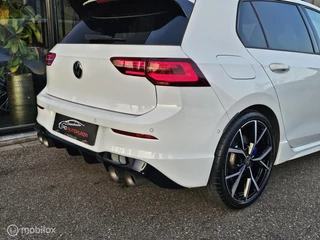 Volkswagen Golf Volkswagen Golf 2.0 TSI R 4Motion Performance Akrapovic/Panorama/Keyless - afbeelding nr 16