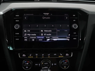 Volkswagen Passat Volkswagen Passat 1.4 TSI PHEV GTE | Panoramadak | Leder |  Stoelverwarming | Trekhaak | Camera | Park Assist | Adaptive cruise | Side Assist | Matrix LED | Carplay | Navigatie - afbeelding nr 20