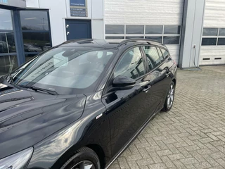 Ford Focus Ford Focus Wagon 1.0 EcoBoost ST Line Business - afbeelding nr 13