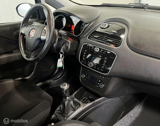 Fiat Punto Fiat Punto Evo 0.9 TwinAir Lounge [ NAP climate cruise LM ] - afbeelding nr 15