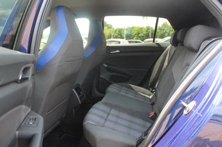 Volkswagen Golf Volkswagen Golf 1.4 eHybrid GTE / Camera / Navigatie / Sfeerverlichting / LED Koplampen / 18'' / Virtual Cockpit / DAB / Stoelverwarming / ACC - afbeelding nr 10