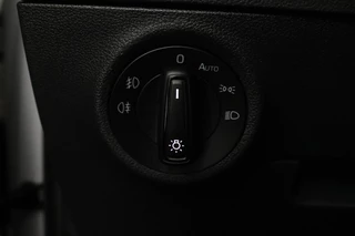 Škoda Karoq Skoda Karoq 1.0 TSI Clever Edition (PARKEERSENSOREN, CRUISE CONTROL, ACHTERUITRIJCAMERA, STOELVERWARMING, NAVIGATIE, NL-AUTO) - afbeelding nr 8