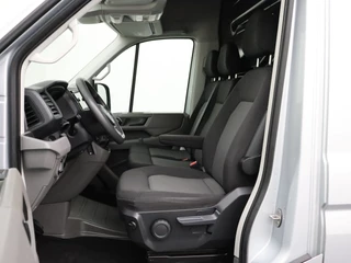 Volkswagen Crafter Volkswagen Crafter 2.0TDI L3H3 Highline | NAvigatie | Camera | Airco | Cruise | 3-Persoons - afbeelding nr 19