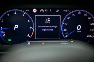 Volkswagen T-Roc Volkswagen T-Roc 1.5 TSI R-Line Edition Goed uitgevoerde T-Roc face lift R-line - afbeelding nr 28