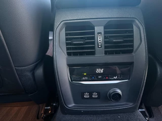 BMW 3 Serie BMW 330e Plug-in Hybrid | 66.417 km | Shadow Line | M Velgen | Achteruitrijcamera | Stoelverwarming|PDC| - afbeelding nr 38