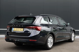 Škoda Octavia Skoda Octavia Combi 1.0 e-TSI DSG Automaat Business Edition Virtual Trekhaak Clima Cruise Navi LED CarPlay NL-Auto NAP! - afbeelding nr 15