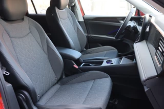 Volkswagen Tiguan IQ.Light/Keyless/Camera/DCC/ACC/Winterpakket/Elek. klep/Dodehoek/trekhaak wegkl. - afbeelding nr 11