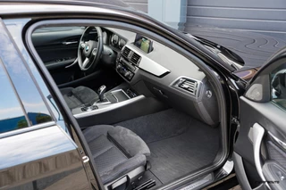 BMW 1 Serie BMW 1-serie M140i LCI2 | Navi Pro | Camera | HK | Stuurverwarming | Alcantara | Adaptief onderstel | 5-deurs - afbeelding nr 32