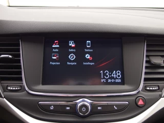 Opel Astra NAVI / CLIMA / PDC / BLUETOOTH / CARPLAY / CRUISE / NL-AUTO - afbeelding nr 10