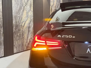 Mercedes-Benz A-Klasse Mercedes-Benz A-klasse 250e AMG |PANO|SFEER|BURMESTER|CAMERA|BOMVOL - afbeelding nr 7