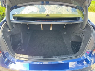 BMW 3 Serie BMW 3-serie 320i High Executive 184 PK / PDC / NAVIGATIE / CRUISE / NL AUTO / LEDER / AUTOMAAT - afbeelding nr 35