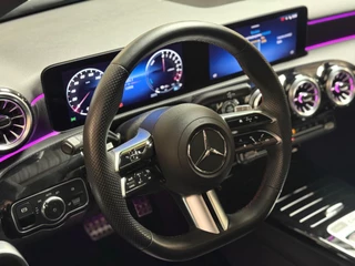 Mercedes-Benz A-Klasse Mercedes-Benz A-klasse 250 e AMG Line | pano | sfeerverlichting | camera | Stoelverwarming | keyless - afbeelding nr 17