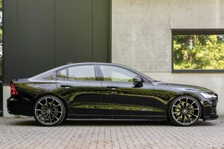 Volvo S60 Volvo S60 2.0 Recharge T6 AWD Heico Ultimate Dark 21'' ACC - afbeelding nr 7