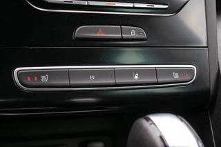 Renault Megane E-Tech Renault Megane E-Tech 1.6 Plug-In Hybrid 160 Zen - All-in rijkrprs | Navi | Carplay | Cruise | Stoelverw. - afbeelding nr 20