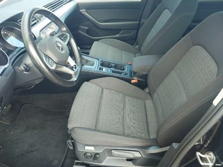 Volkswagen Passat Volkswagen Passat Variant 1.5 TSI Comfort Business Automaat, airco,cruise,wegklapbare trekhaak,navigatie,parkeersensoren, - afbeelding nr 10