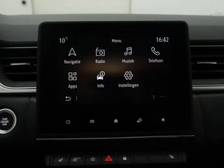 Renault Captur / CAMERA / NAVI / 18