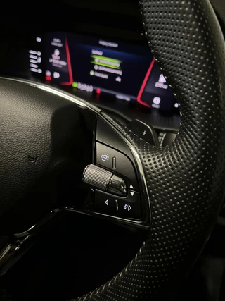 Škoda Kodiaq Skoda Kodiaq 1.5 TSI Sportline Pano Virtual 7 Pers Trekhaak - afbeelding nr 18