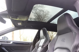 Volkswagen Arteon Volkswagen Arteon Shooting Brake 1.4 TSI eHybrid R-Line Pano/IQ.Light/Navi Pro/Keyless/Elek. lederen R Sportstoelen/DCC/ACC/Camera/Virtual Cockpit/Trekhaak wegkl. - afbeelding nr 13