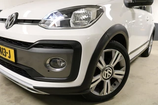 Volkswagen up! Volkswagen up! Up 1.0 BMT cross 2e EIGEN.-ORG.NL-STOELVERWARMING-ZEER NETTE - afbeelding nr 3