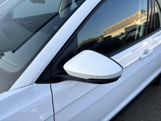 Volkswagen T-Cross Volkswagen T-Cross 1.0 TSI Life | Carplay | PDC | Lm-Velgen | Climate-Control - afbeelding nr 10