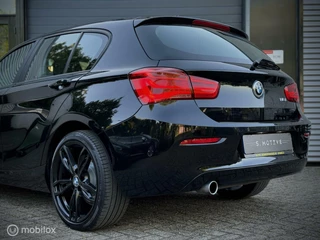 BMW 1 Serie BMW 1-serie 116i M Stoelverwarming 5drs zwart 12-2016 - afbeelding nr 21