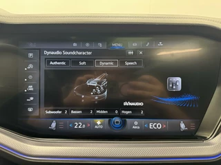 Volkswagen Touareg Volkswagen Touareg 3.0 TSi DSG R-Line 4Motion Navigatie-Pano-Elektr.Trekhaak-Achterasbesturing-Adapt.Cr.Contr-Carplay-Clima-Camera-Stoel/Stuurverwarming-Luchtvering-Headup - afbeelding nr 28