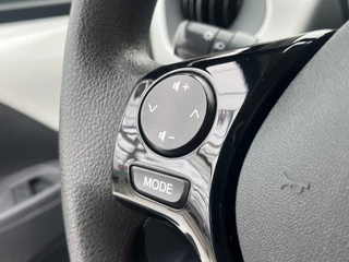 Peugeot 108 Peugeot 108 e-VTi Active TOP! | Open Dak | Bluetooth | Unieke km-stand! - afbeelding nr 18