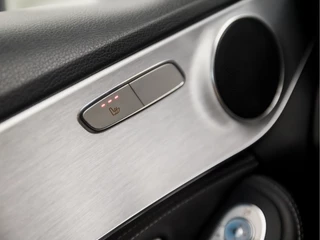 Mercedes-Benz C-Klasse 157Pk Automaat (SCHUIFDAK, NAVIGATIE, LEDER, STOELVERWARMING, SFEERVERLICHTING, ELEK SPORTSTOELEN, CRUISE, LED KOPLAMPEN, NIEUWE APK, NIEUWSTAAT) - afbeelding nr 26