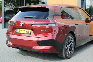 BMW iX BMW iX xDrive40 77kWh Sport pakket | Pano | Trekhaak | Massage - afbeelding nr 21
