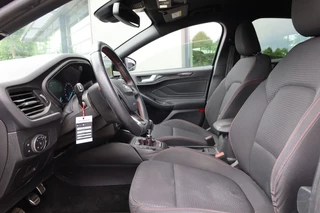 Ford Focus Ford Focus 1.0 EcoBoost ST Line Business 125pk NAVI, Camera, Trekhaak, B&O, Winter pack - afbeelding nr 5