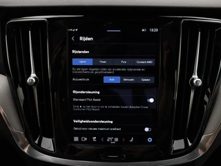Volvo S60 Volvo S60 T6 PLUG-IN HYBRID LONG RANGE PLUS DARK 19INCH SCHUIFDAK ACC BLIS - afbeelding nr 27