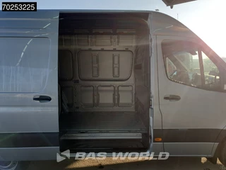 Mercedes-Benz Sprinter Mercedes Sprinter 319 CDI Automaat L2H2 model 2025 Camera MBUX LED Airco Cruise 10m3 Airco Cruise control - afbeelding nr 6