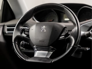 Peugeot 308 (APPLE CARPLAY, GROOT NAVI, CRUISE, SPORTSTOELEN, BLUETOOTH, ARMSTEUN, NIEUWE APK, NIEUWSTAAT) - afbeelding nr 17