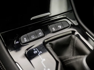 Opel Grandland X Automaat (APPLE CARPLAY, GROOT NAVI, CAMERA, ADAPTIVE CRUISE, LEDER, SPORTSTOELEN, GETINT GLAS, ELEK ACHTERKLEP, DAB+, NIEUWE APK, NIEUWSTAAT) - afbeelding nr 22