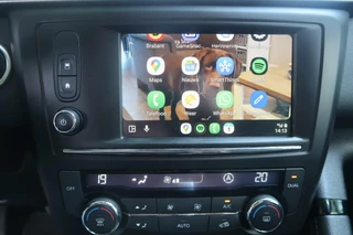 Renault Kadjar Renault Kadjar 1.2 TCe Aut NAVIGATIE|TREKHAAK|CAMERA|KEYLESS|CARPLAY|GOED ONDERHOUDEN - afbeelding nr 18