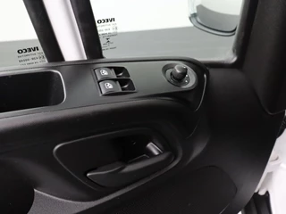 Iveco Daily | Airco | 3-Persoons | 750Kg Laadklep - afbeelding nr 9