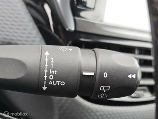 Peugeot 2008 Peugeot 2008 1.2 PureTech Allure Carplay Clima cruise 1e eigenaar - afbeelding nr 30