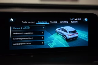 Mercedes-Benz EQC Mercedes-Benz EQC 400 4MATIC Premium Plus 80 kWh AMG - Memory - Distronic - Schuifdak - Keyless Entry - HUD - Ambiance Verlichting - afbeelding nr 23