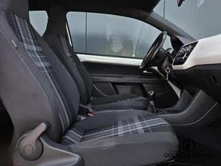 Volkswagen up! Volkswagen Up! 1.0 Club Up!|Dab+|Airco|Bluetooth|Lmv|Cv| - afbeelding nr 24